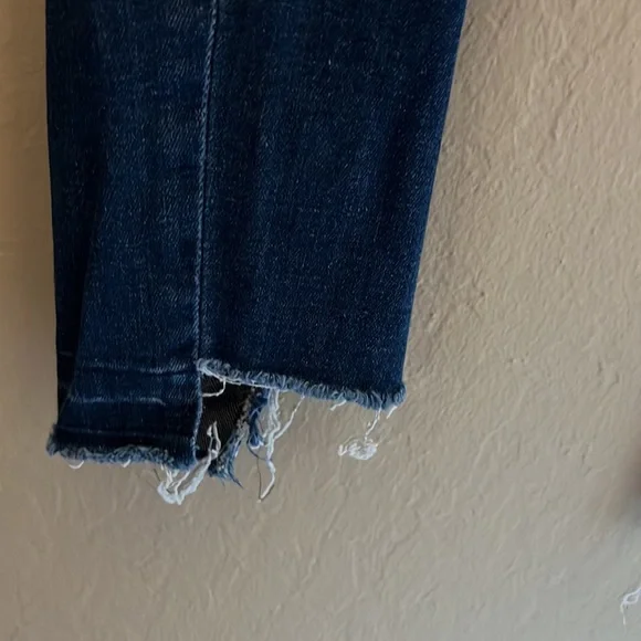 Joe’s Jeans Womens cut 15357 preowned distressed raw hems size W 28 - Picture 6 of 12
